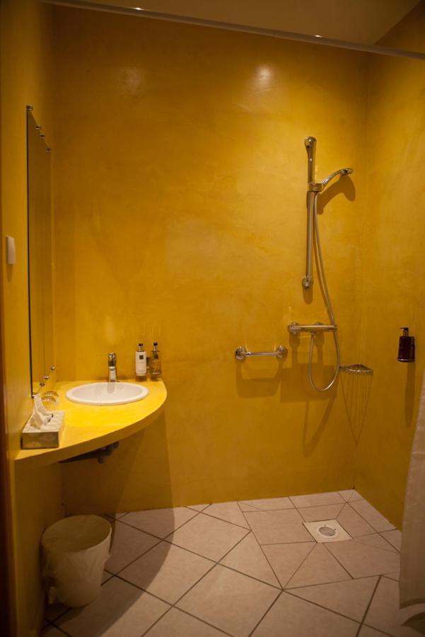 Hotel La Beauze Aubusson  Bagian luar foto