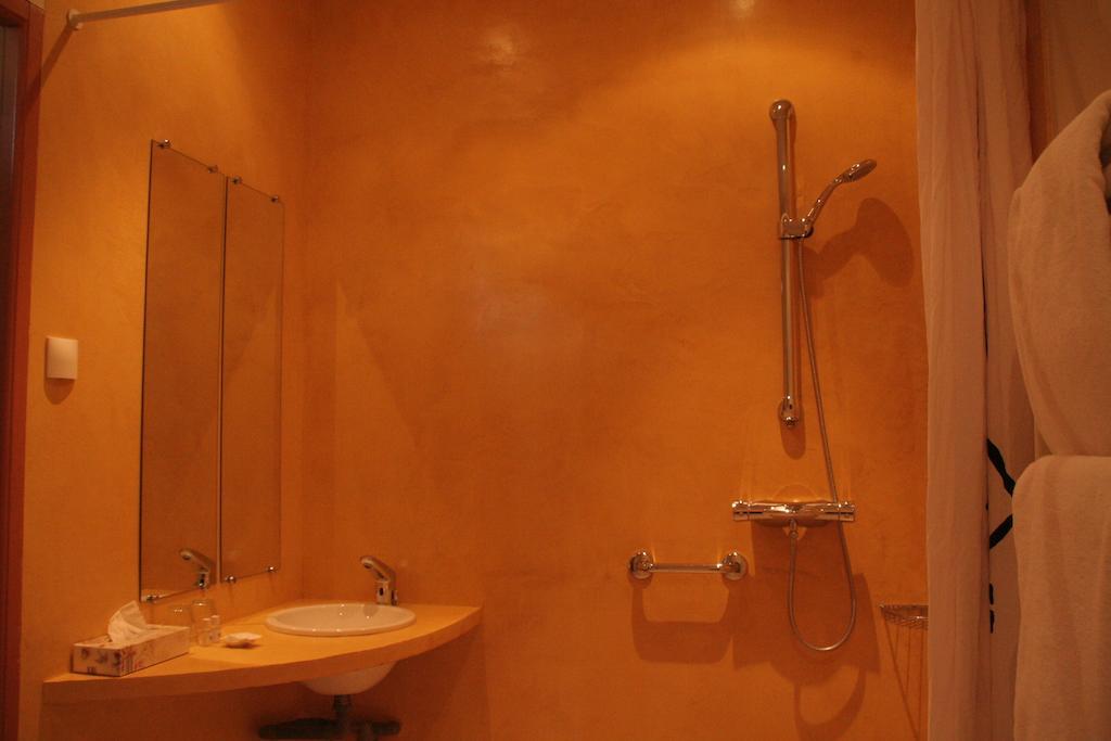 Hotel La Beauze Aubusson  Ruang foto