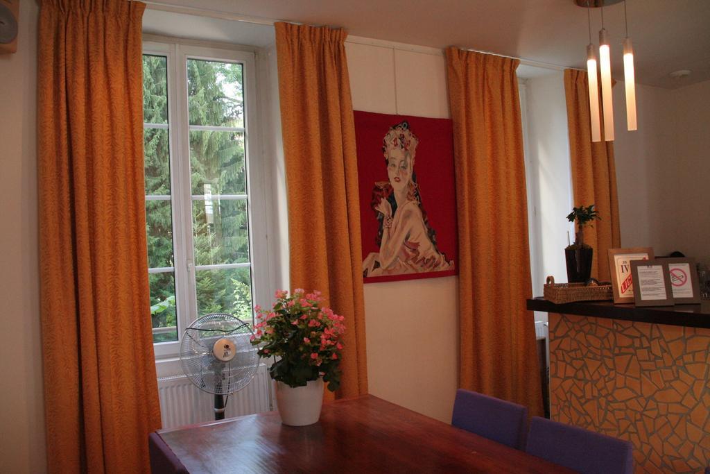 Hotel La Beauze Aubusson  Bagian luar foto