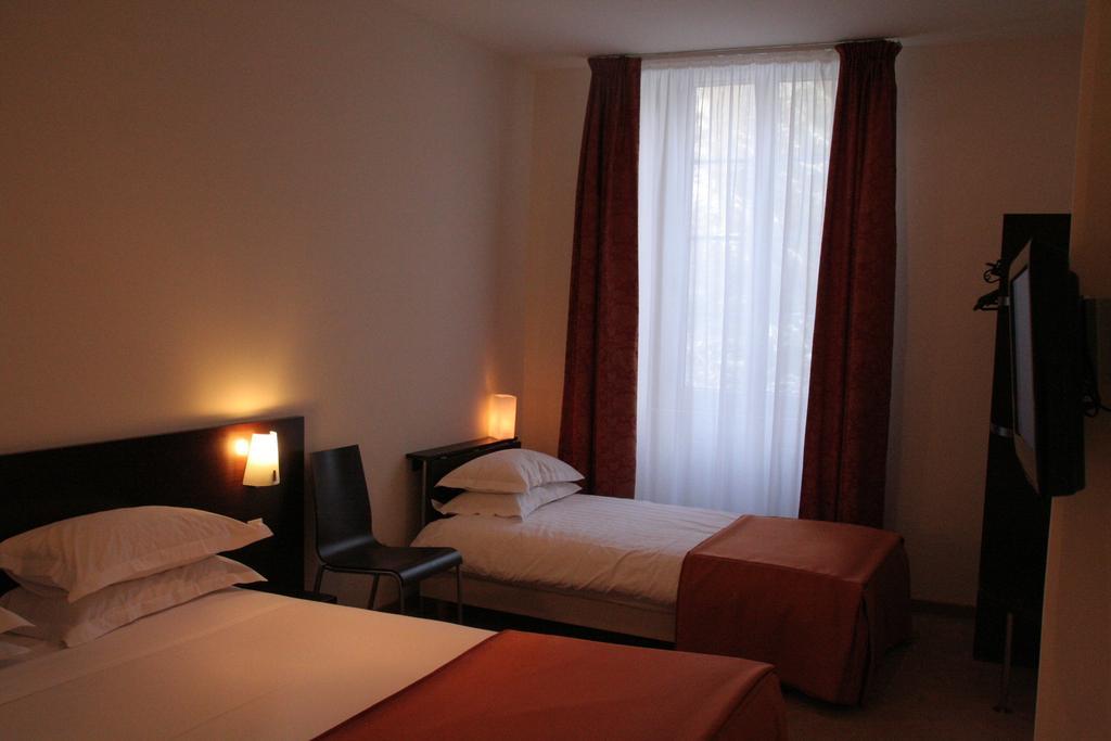 Hotel La Beauze Aubusson  Ruang foto